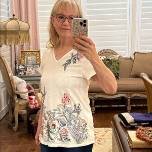 Soft Surroundings White Floral Embroidered Tee